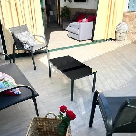 42 Puerto Del Carmen Star شقة