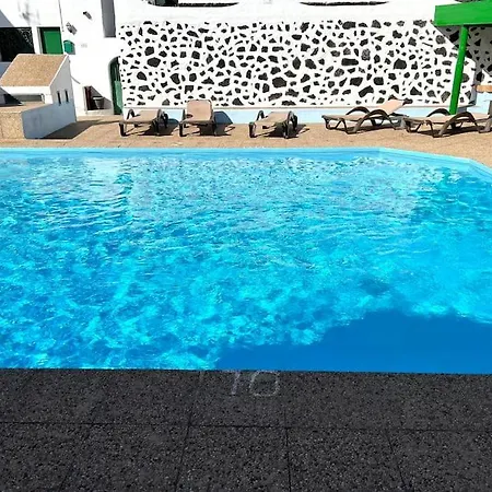 42 Puerto Del Carmen Star تياس